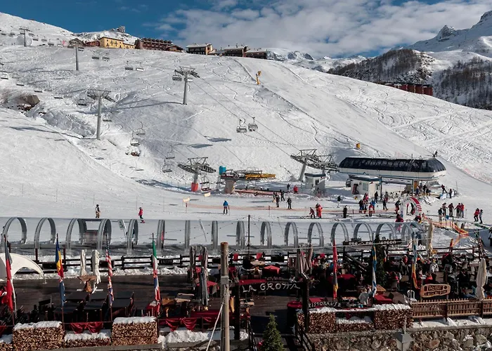 Hellochalet Trackside House - Ski-in Ski-out On The Cretaz Slopes * Breuil-Cervinia