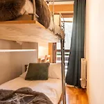 Апартаменти Hellochalet Trackside House - Ski-in Ski-out On The Cretaz Slopes