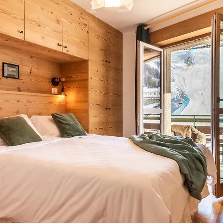 Hellochalet Trackside House - Ski-in Ski-out On The Cretaz Slopes * Breuil-Cervinia