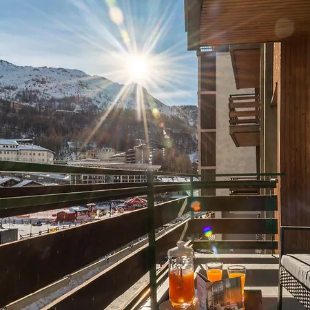 Hellochalet Trackside House - Ski-in Ski-out On The Cretaz Slopes * Breuil-Cervinia