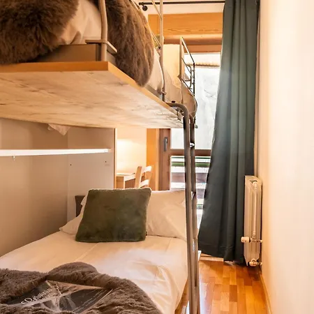 Daire Hellochalet Trackside House - Ski-in Ski-out On The Cretaz Slopes