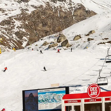 Daire Hellochalet Trackside House - Ski-in Ski-out On The Cretaz Slopes *